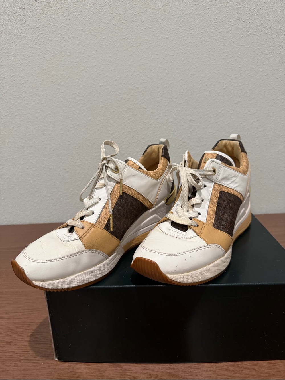 Michael Kors colorblock wedge sneakers Women’s Size 8